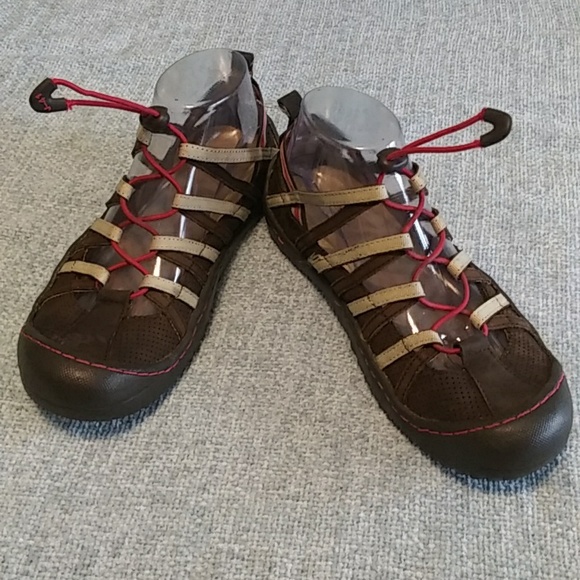 J-41 leather sport shoe, GUC - Picture 5 of 5